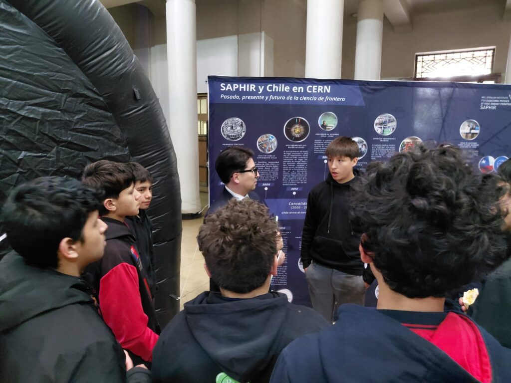 Estudiantes del INBA en la feria de ciencias